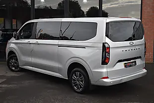 Used 2026 Ford Tourneo Custom Titanium Luxe Moondust Silver - Interior and Exterior details 2