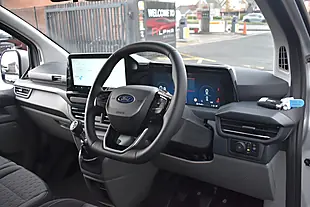 Used 2026 Ford Tourneo Custom Titanium Luxe Moondust Silver - Interior and Exterior details 8