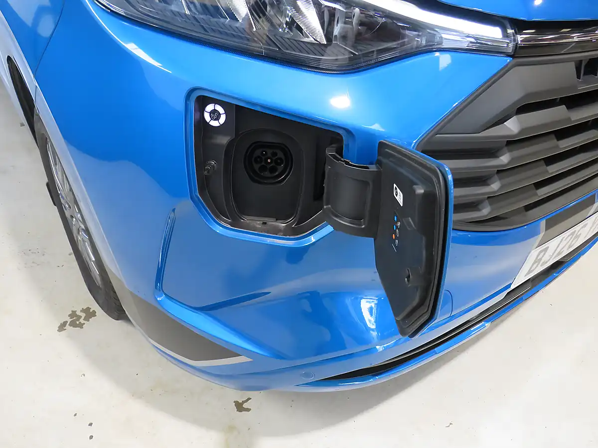 Used 2026 Ford Transit 320 Custom Ltd Blue - Interior and Exterior details 16