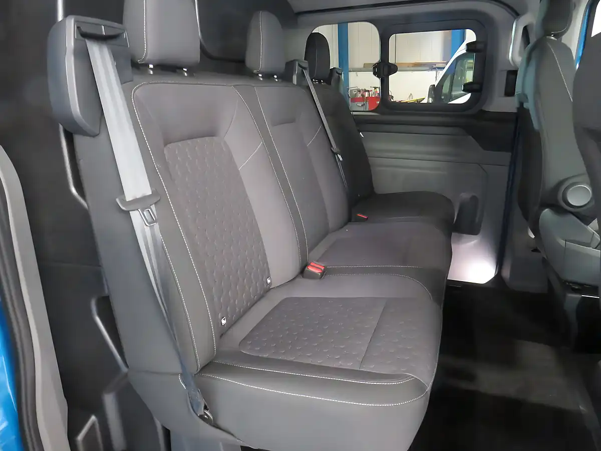 Used 2026 Ford Transit 320 Custom Ltd Blue - Interior and Exterior details 9