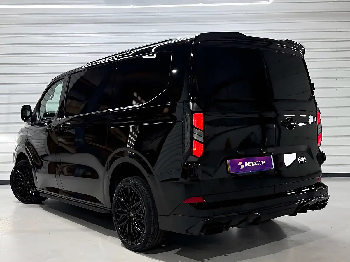 Used 2026 Ford Transit Custom 280 Limited Agate Black (metallic Colour) - Interior and Exterior details 11