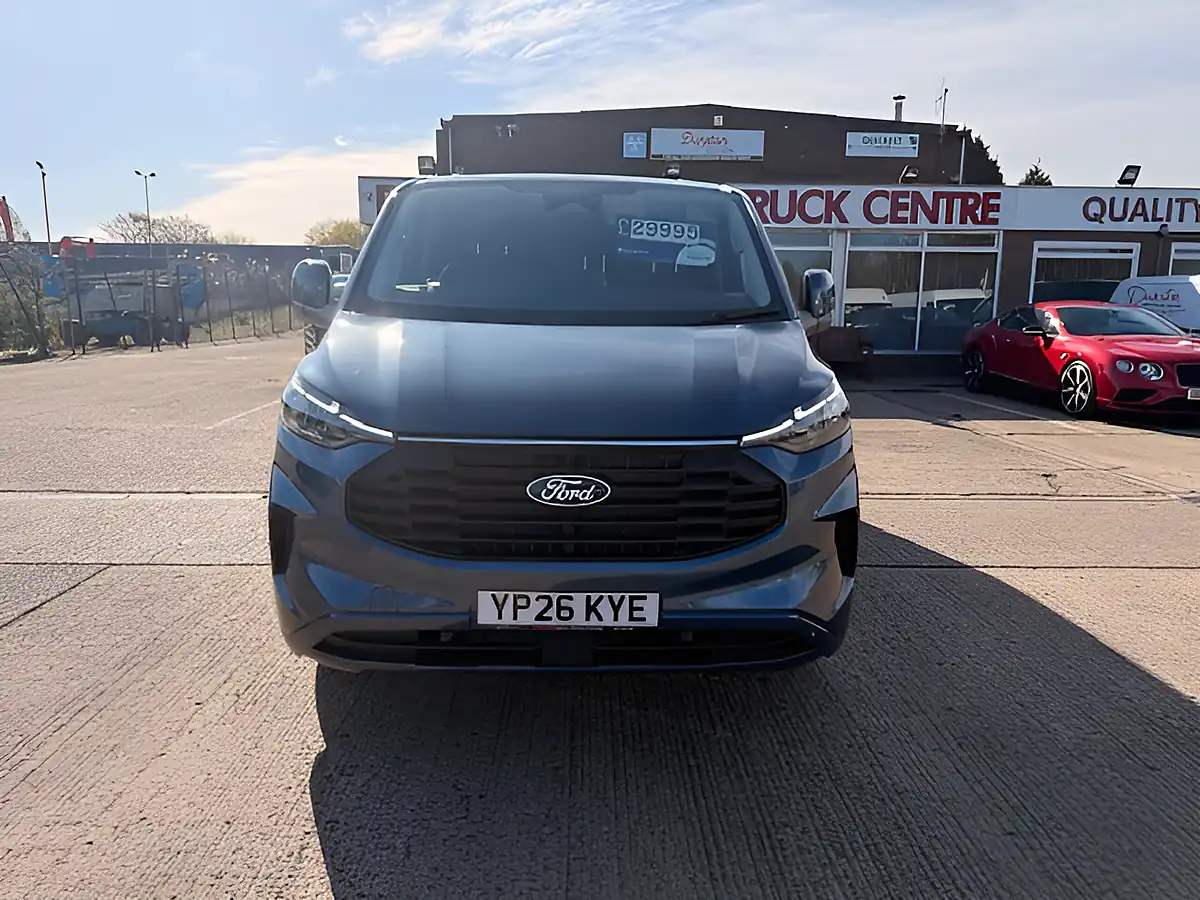 Used 2026 Ford Transit Custom 280 Limited L1 H1 Swb Blue - Interior and Exterior details 14