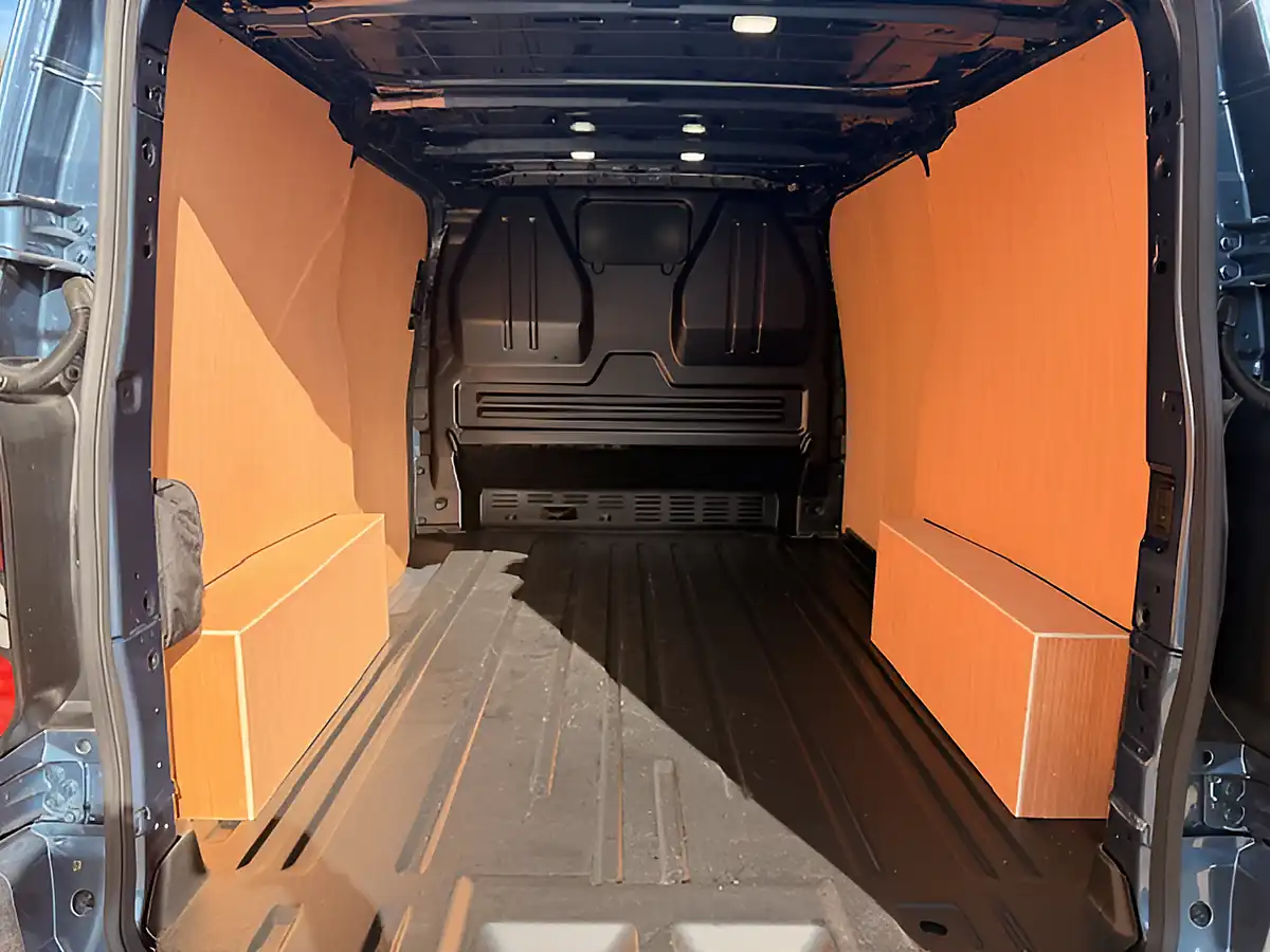 Used 2026 Ford Transit Custom 280 Limited L1 H1 Swb Blue - Interior and Exterior details 6