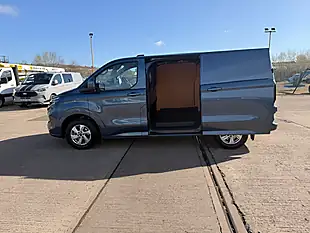 Used 2026 Ford Transit Custom 280 Limited L1 H1 Swb Blue - Interior and Exterior details 9