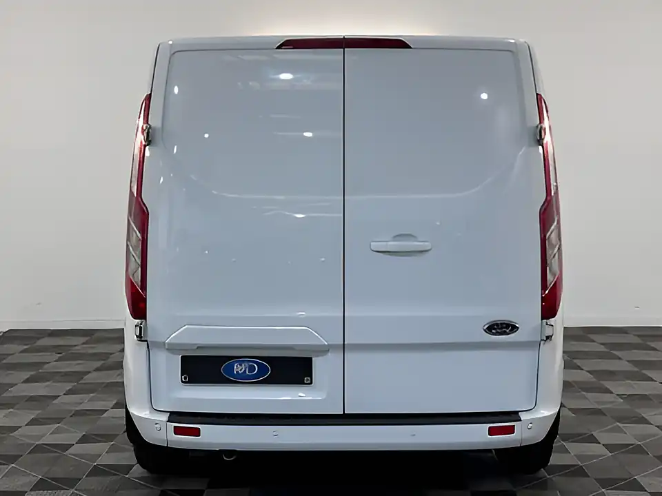 Used 2026 Ford Transit Custom 300 Limited Frozen White - Interior and Exterior details 5