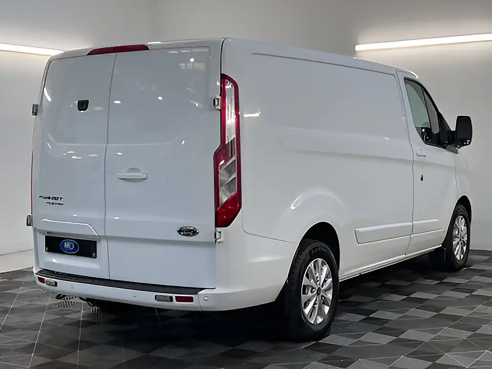 Used 2026 Ford Transit Custom 300 Limited Frozen White - Interior and Exterior details 3