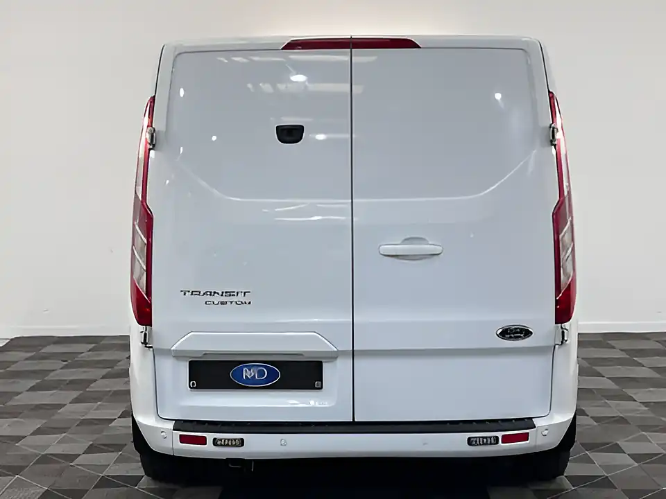 Used 2026 Ford Transit Custom 300 Limited Frozen White - Interior and Exterior details 5