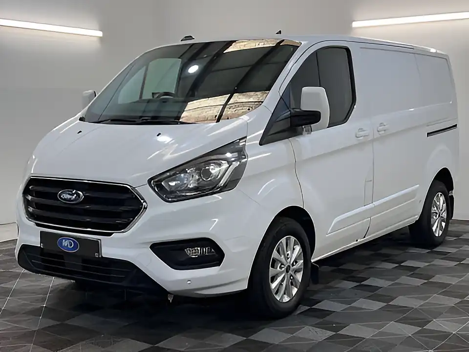 Used 2026 Ford Transit Custom 300 Limited Frozen White - Interior and Exterior details 8