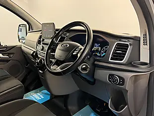 Used 2026 Ford Transit Custom 300 Limited Frozen White - Interior and Exterior details 13