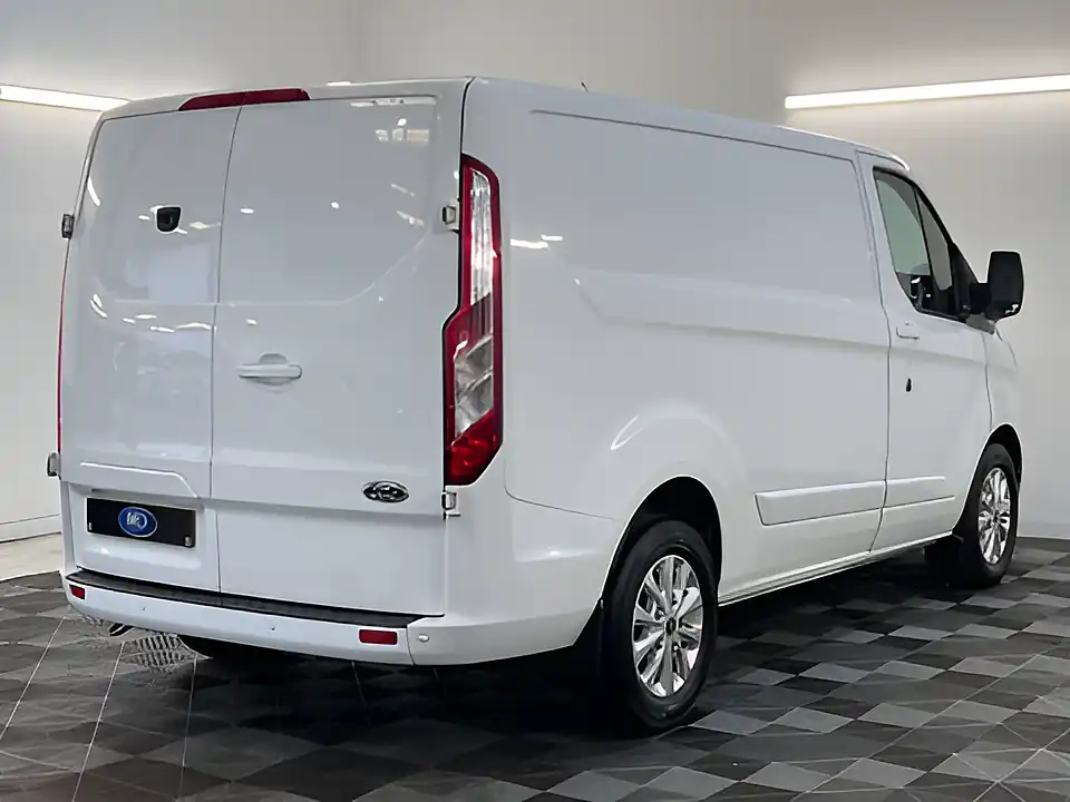 Used 2026 Ford Transit Custom 300 Limited Frozen White - Interior and Exterior details 3