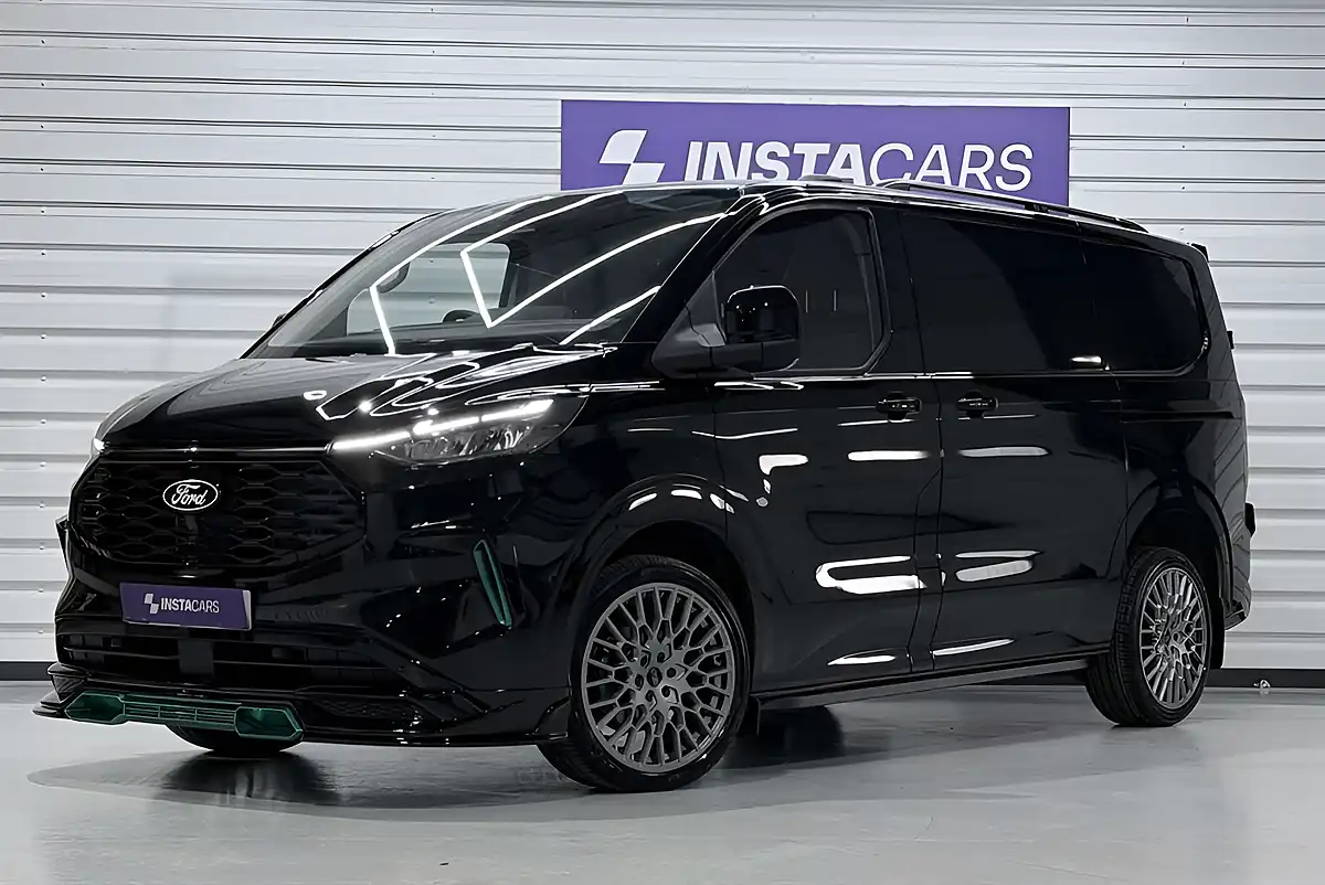 Used 2026 Ford Transit Custom Limited Agate Black - Front View