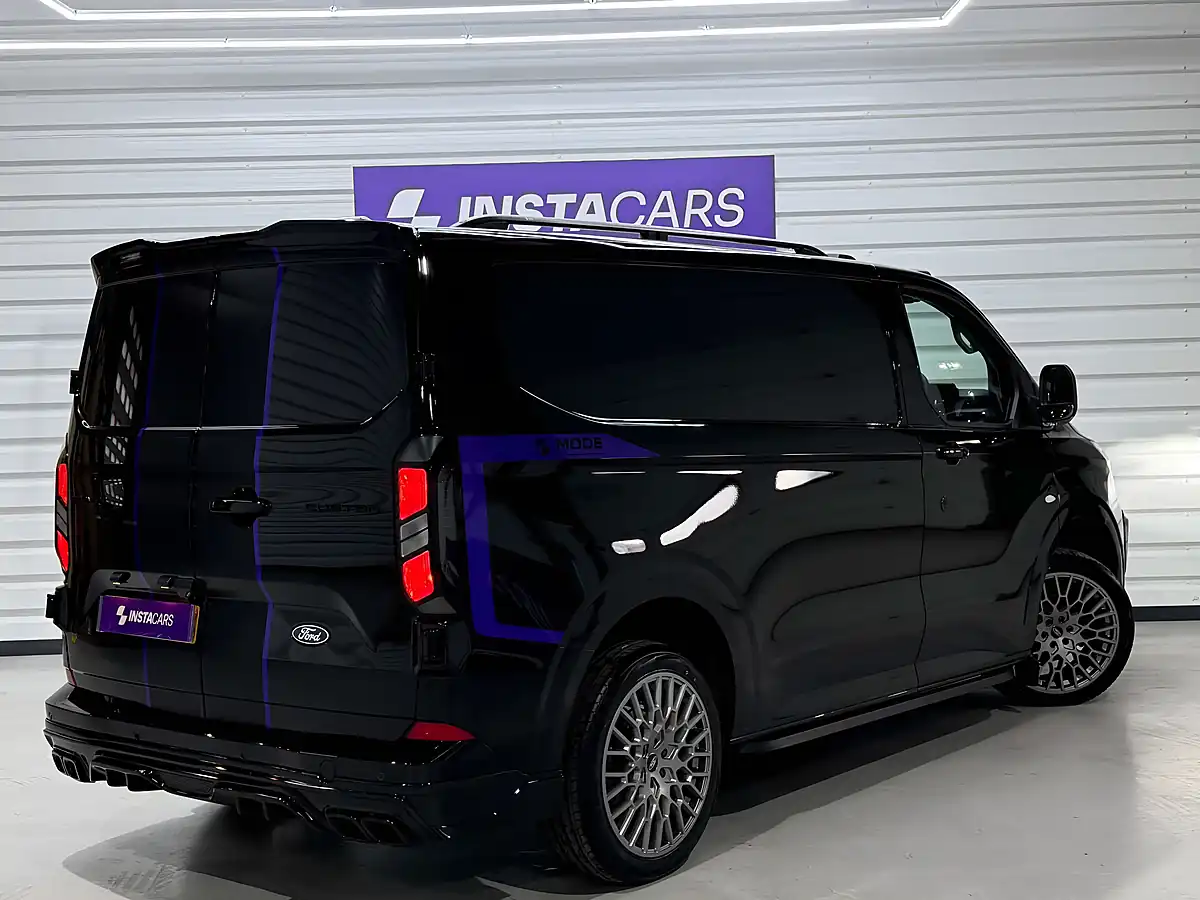 Used 2026 Ford Transit Custom Limited Agate Black - Interior and Exterior details 15