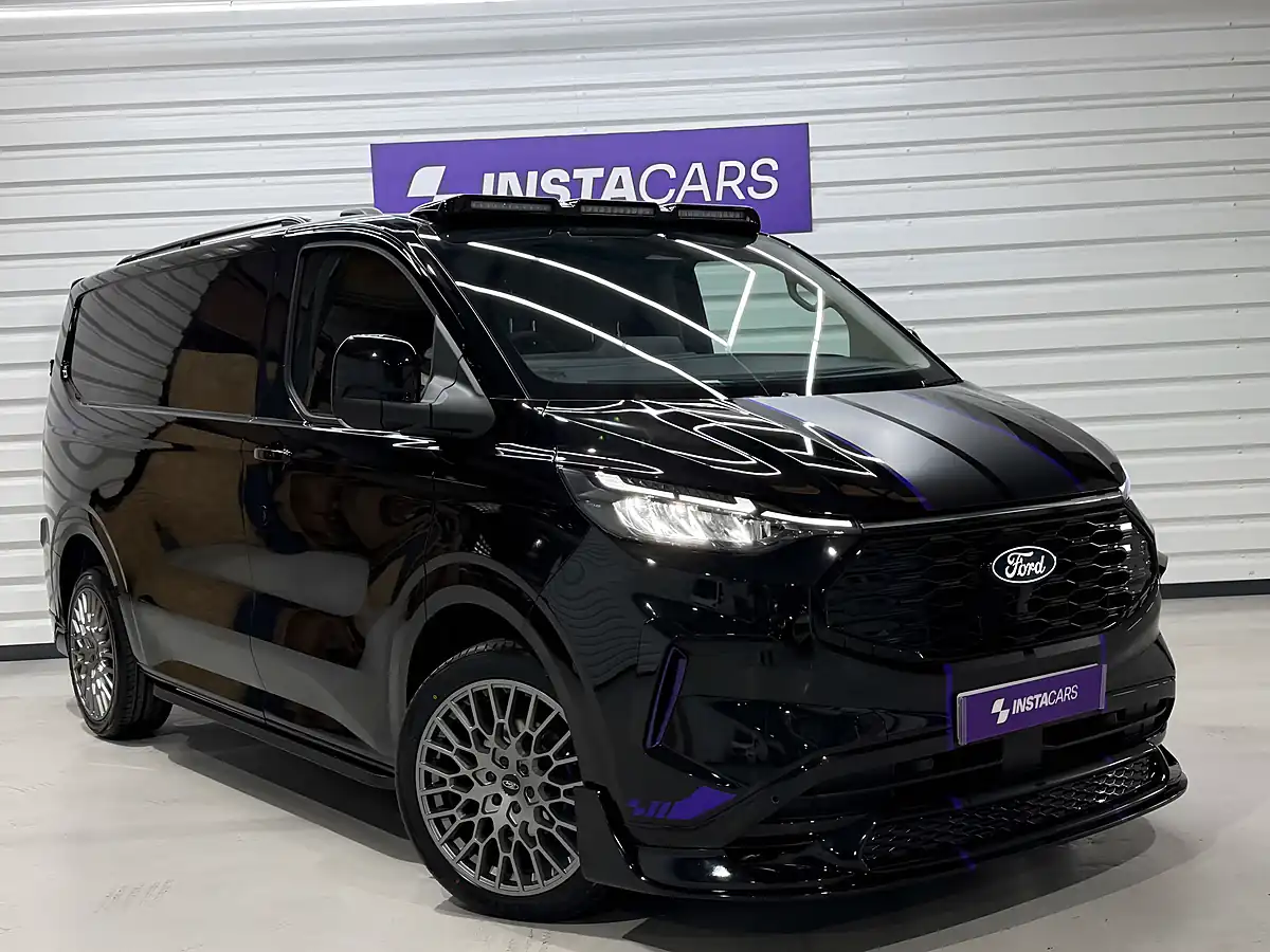 Used 2026 Ford Transit Custom Limited Agate Black - Interior and Exterior details 19