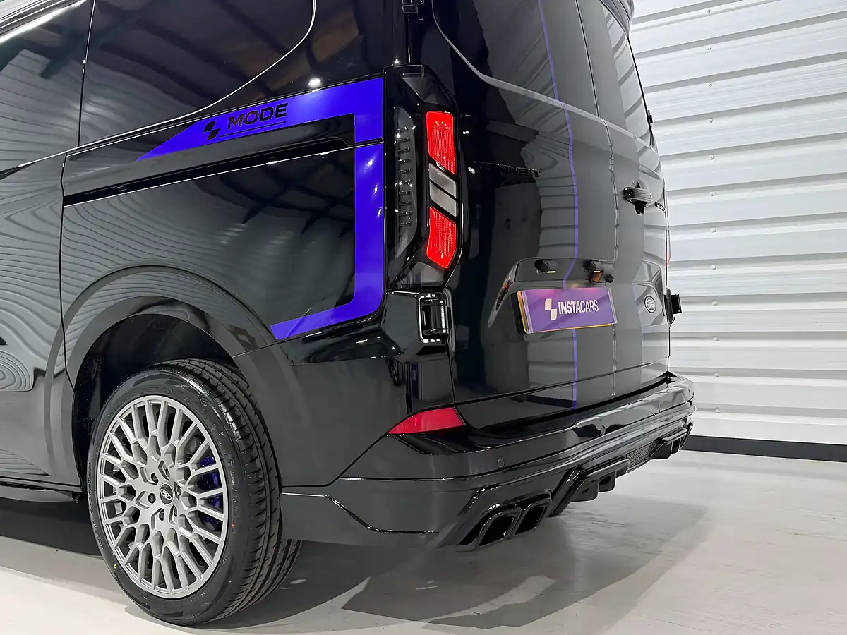 Used 2026 Ford Transit Custom Limited Agate Black - Interior and Exterior details 20