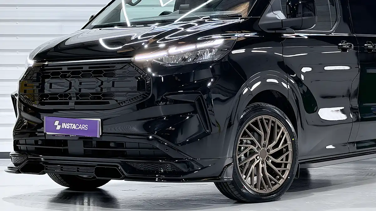 Used 2026 Ford Transit Custom Limited Black - Interior and Exterior details 8