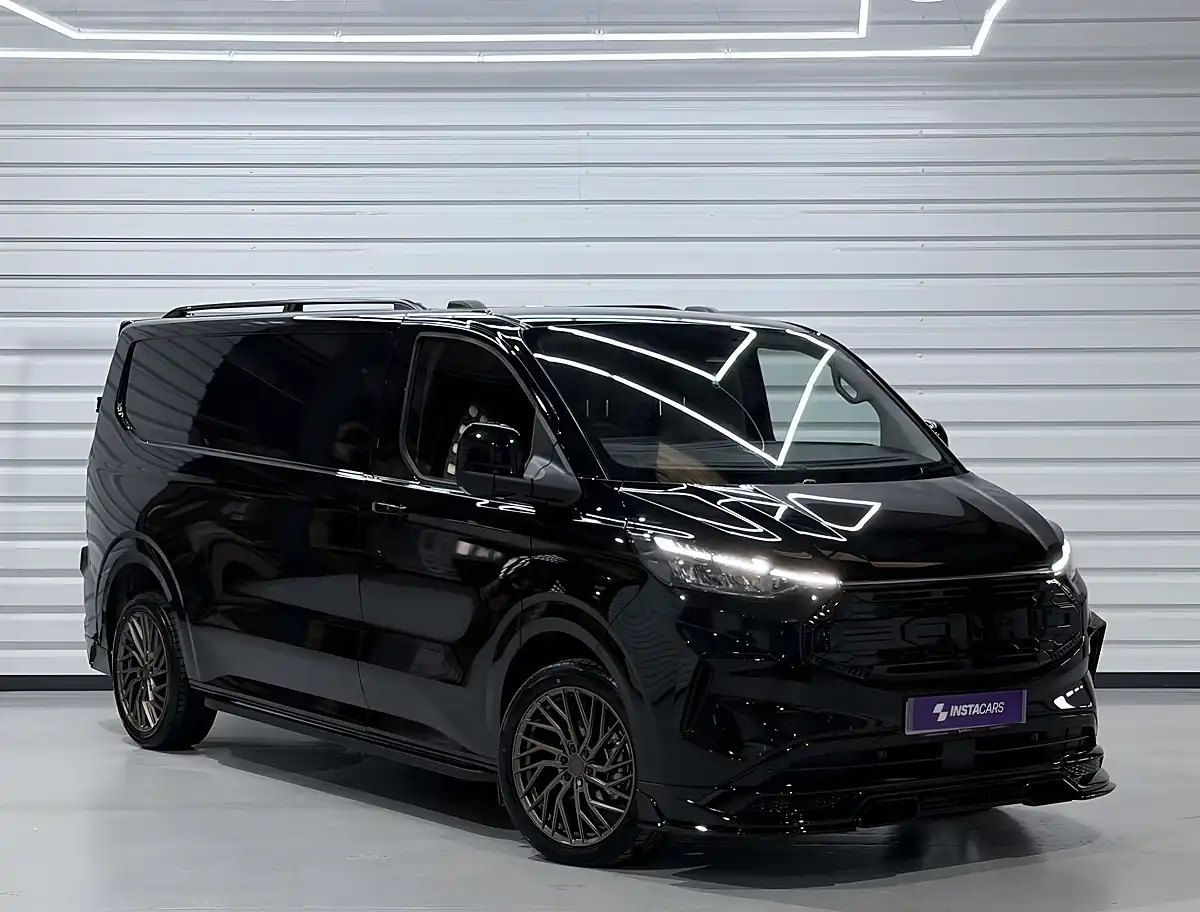 Used 2026 Ford Transit Custom Limited Black - Interior and Exterior details 12