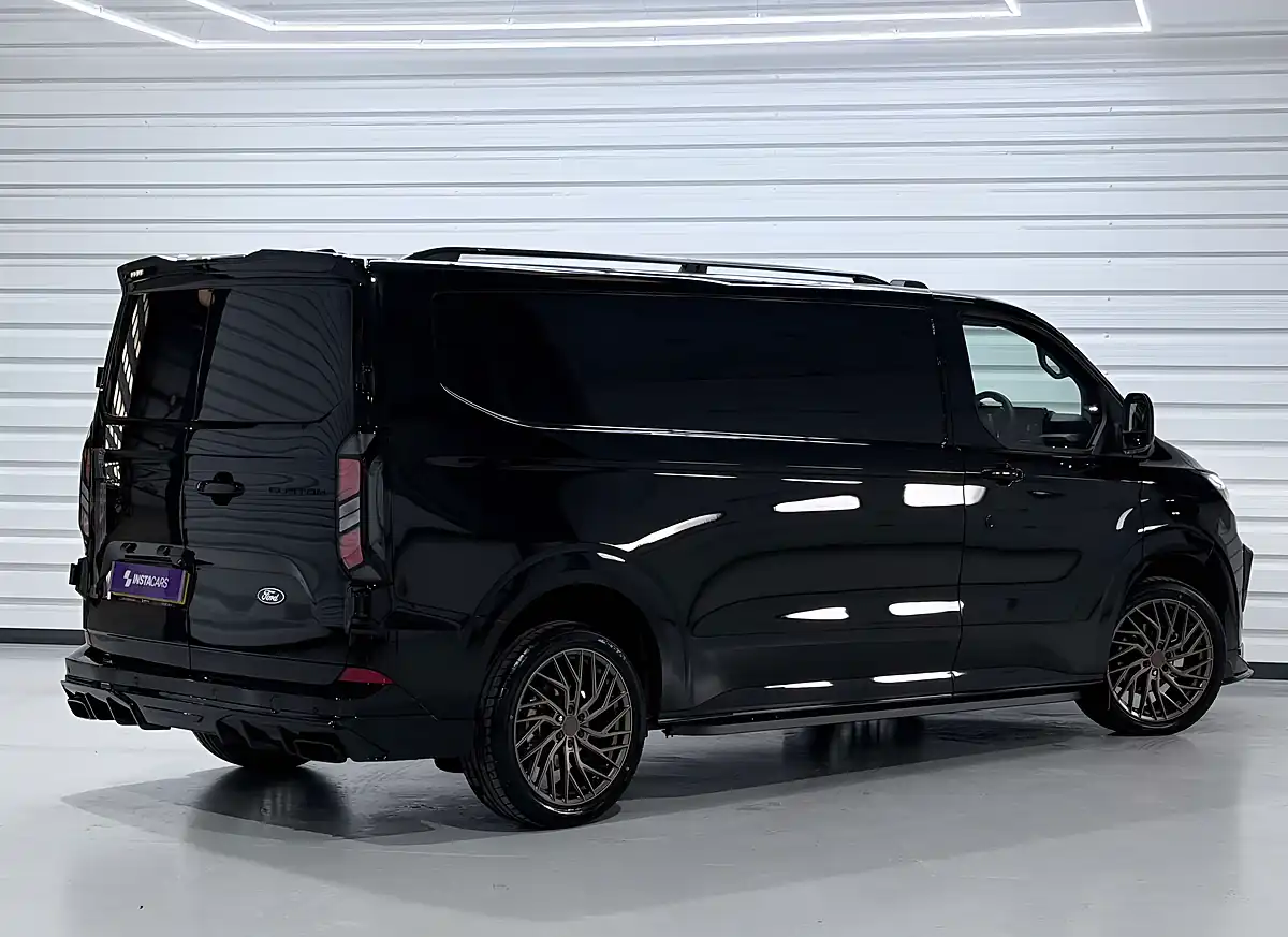 Used 2026 Ford Transit Custom Limited Black - Interior and Exterior details 6