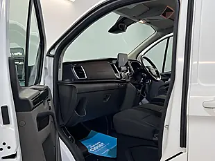 Used 2026 Ford Transit Custom Limited Frozen White - Interior and Exterior details 10