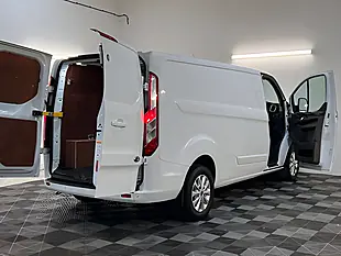 Used 2026 Ford Transit Custom Limited Frozen White - Interior and Exterior details 16