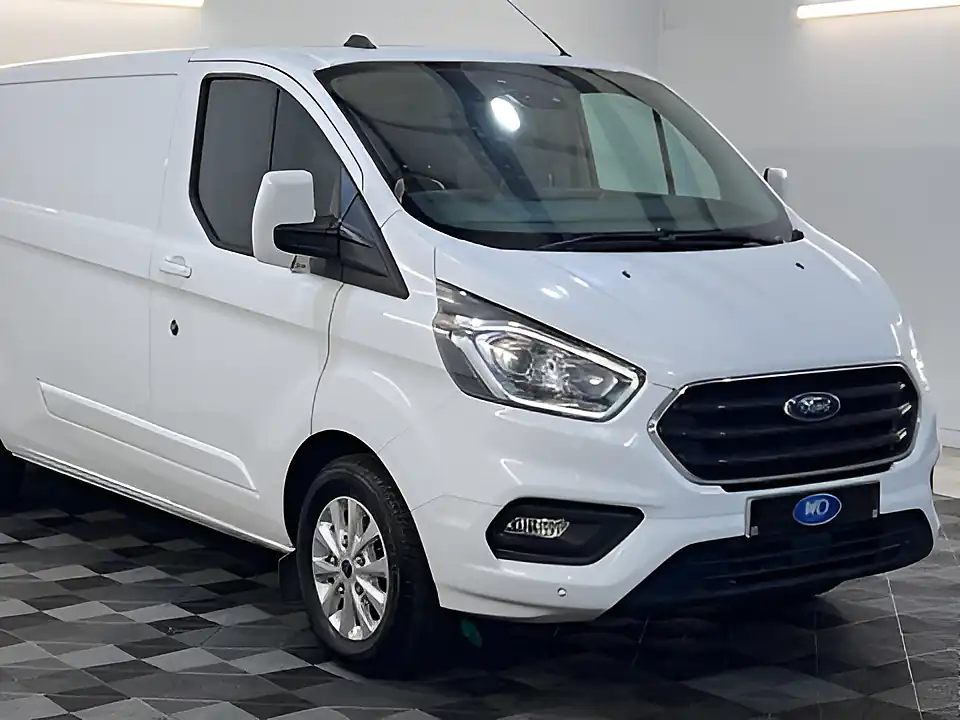 Used 2026 Ford Transit Custom Limited Frozen White (solid Colour) - Interior and Exterior details 17