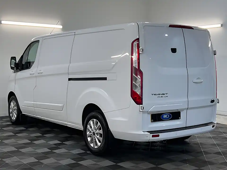 Used 2026 Ford Transit Custom Limited Frozen White (solid Colour) - Interior and Exterior details 7