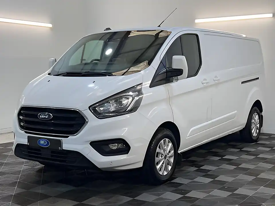 Used 2026 Ford Transit Custom Limited Frozen White (solid Colour) - Interior and Exterior details 8
