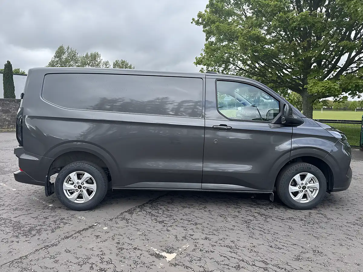 Used 2026 Ford Transit Custom Limited Grey - Interior and Exterior details 15