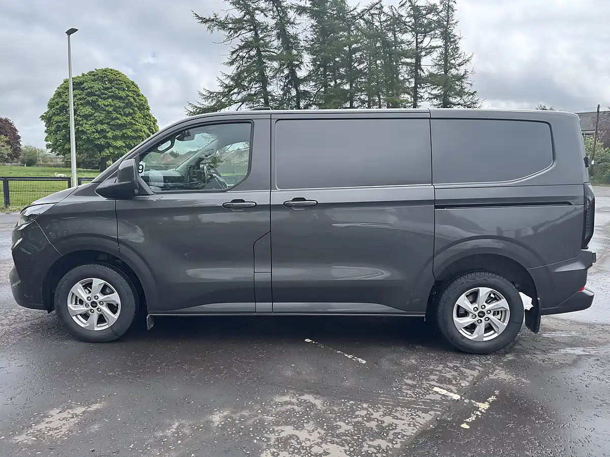 Used 2026 Ford Transit Custom Limited Grey - Interior and Exterior details 5