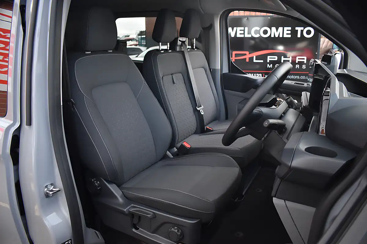 Used 2026 Ford Transit Custom Limited Grey Matter - Interior and Exterior details 7