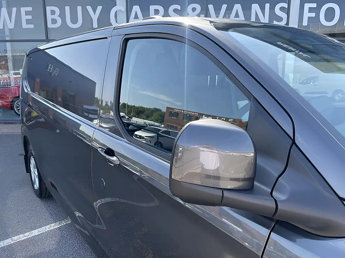 Used 2026 Ford Transit Custom Limited L2H1 P/V Grey - Interior and Exterior details 14