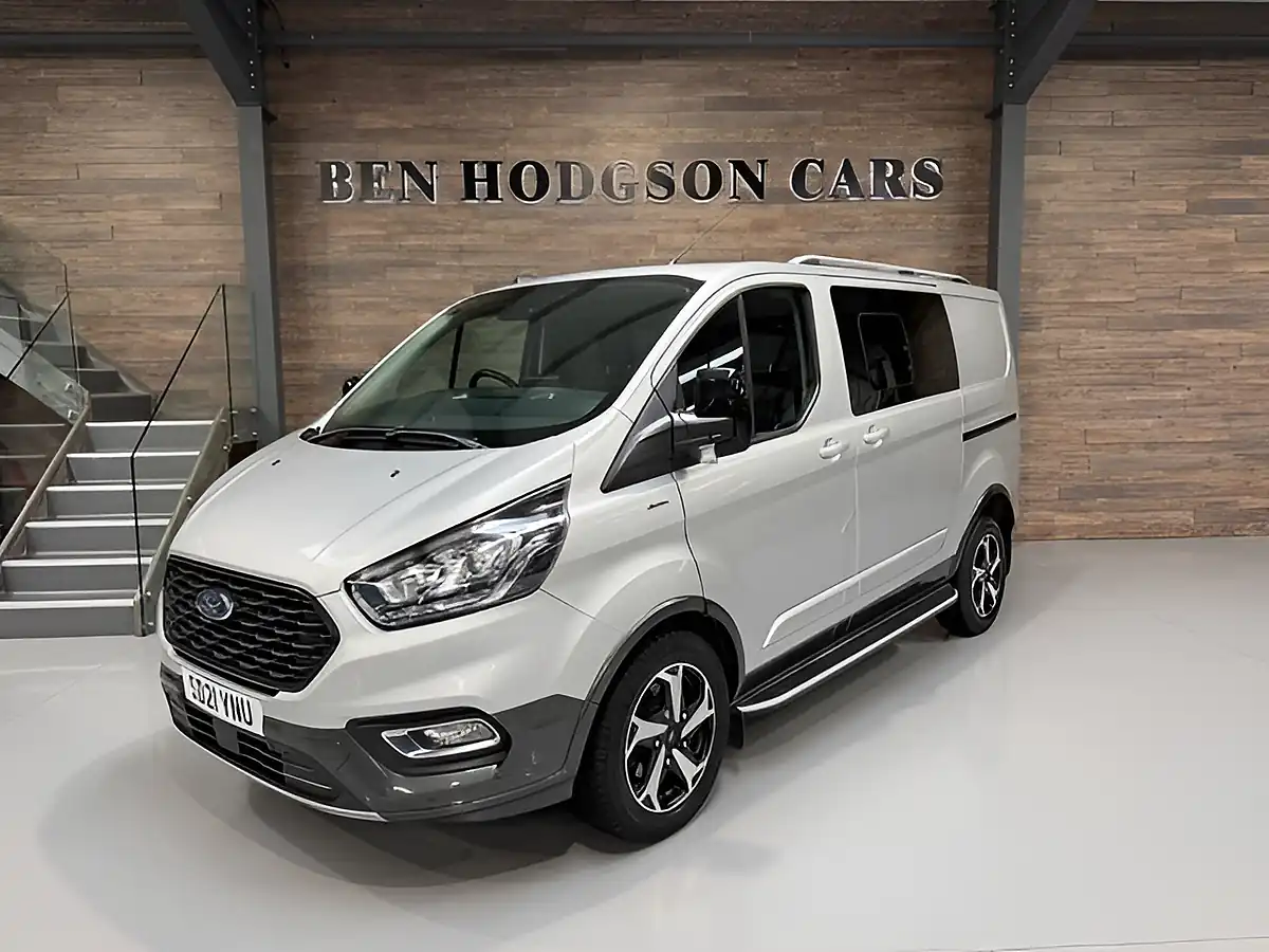 Used 2026 Ford Transit Custom Ms-Rt Blue - Interior and Exterior details 9