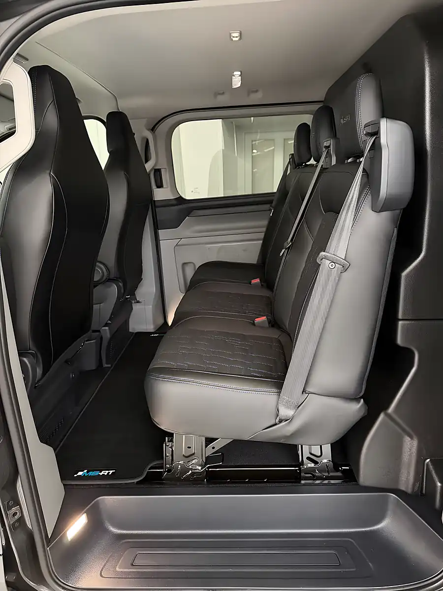Used 2026 Ford Transit Custom Ms-Rt Crew Van Double Cab Magnetic Grey Metallic - Interior and Exterior details 19