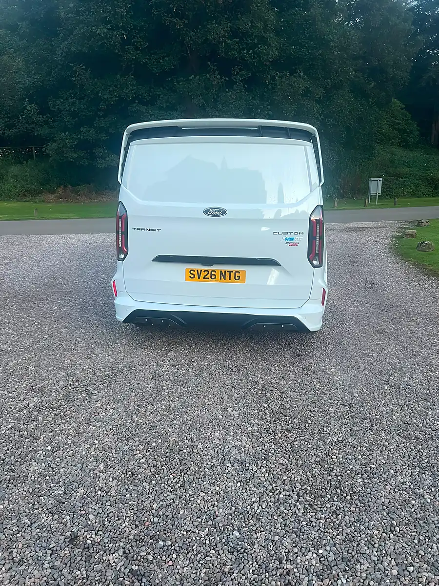 Used 2026 Ford Transit Custom Ms-Rt White - Interior and Exterior details 6