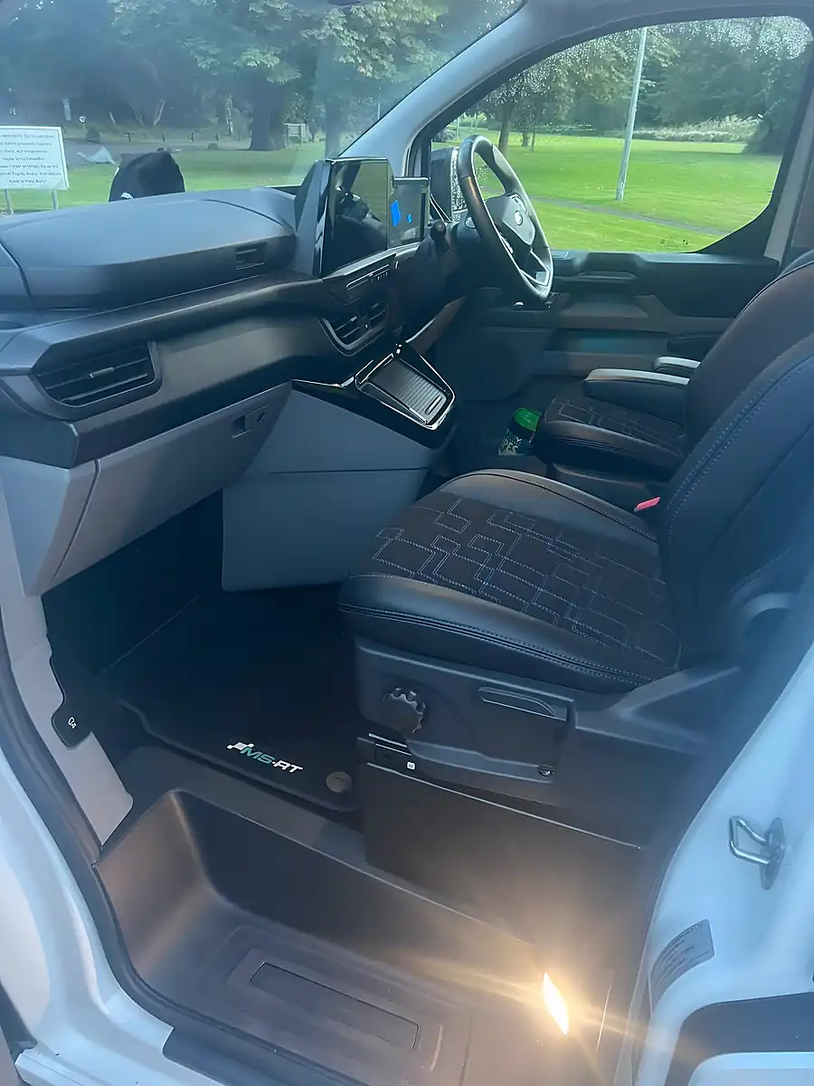 Used 2026 Ford Transit Custom Ms-Rt White - Interior and Exterior details 7