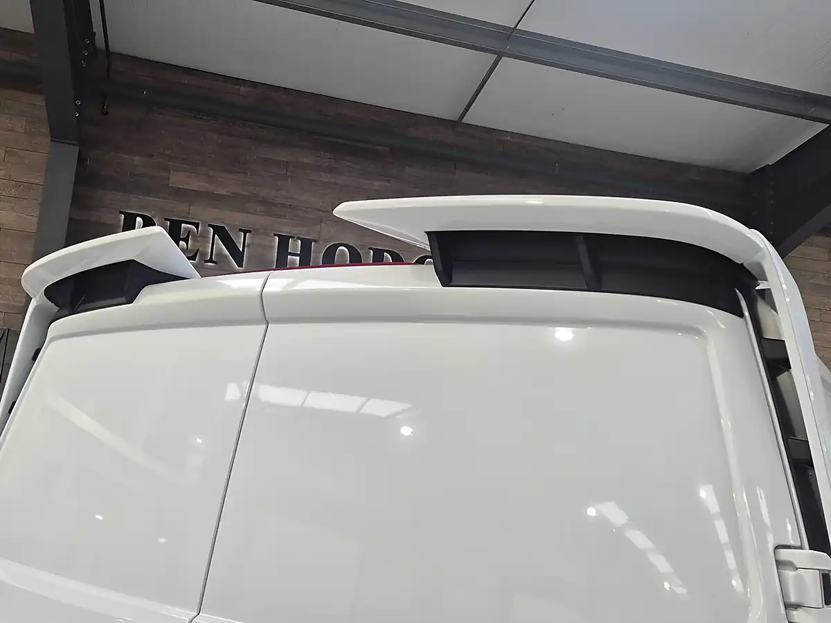 Used 2026 Ford Transit Custom Msrt Frozen White - Interior and Exterior details 10