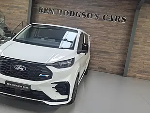 Used 2026 Ford Transit Custom Msrt Frozen White - Interior and Exterior details 5