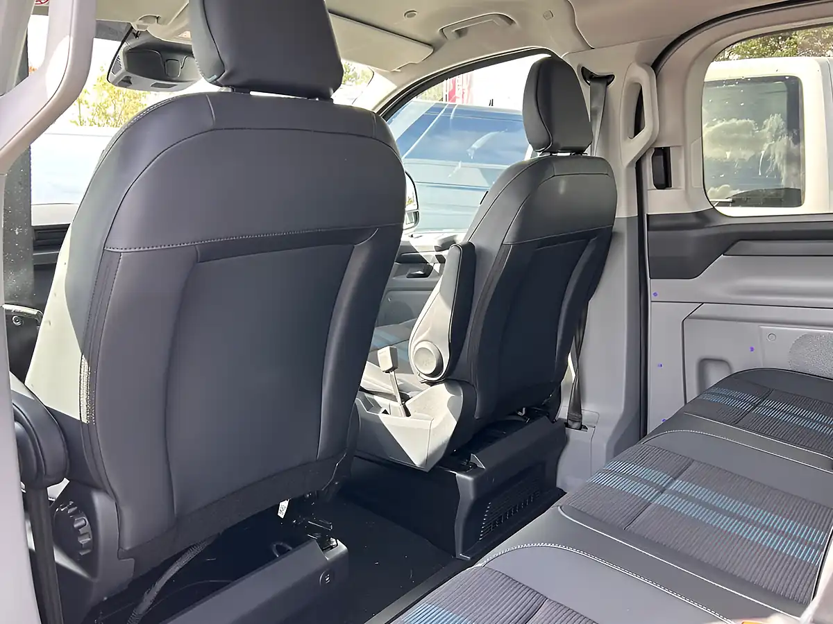Used 2026 Ford Transit Custom Sport Crew Van Double Cab Grey - Interior and Exterior details 17