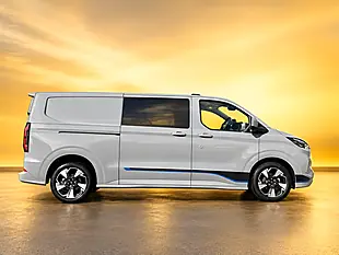 Used 2026 Ford Transit Custom Sport Crew Van Double Cab Grey - Interior and Exterior details 2