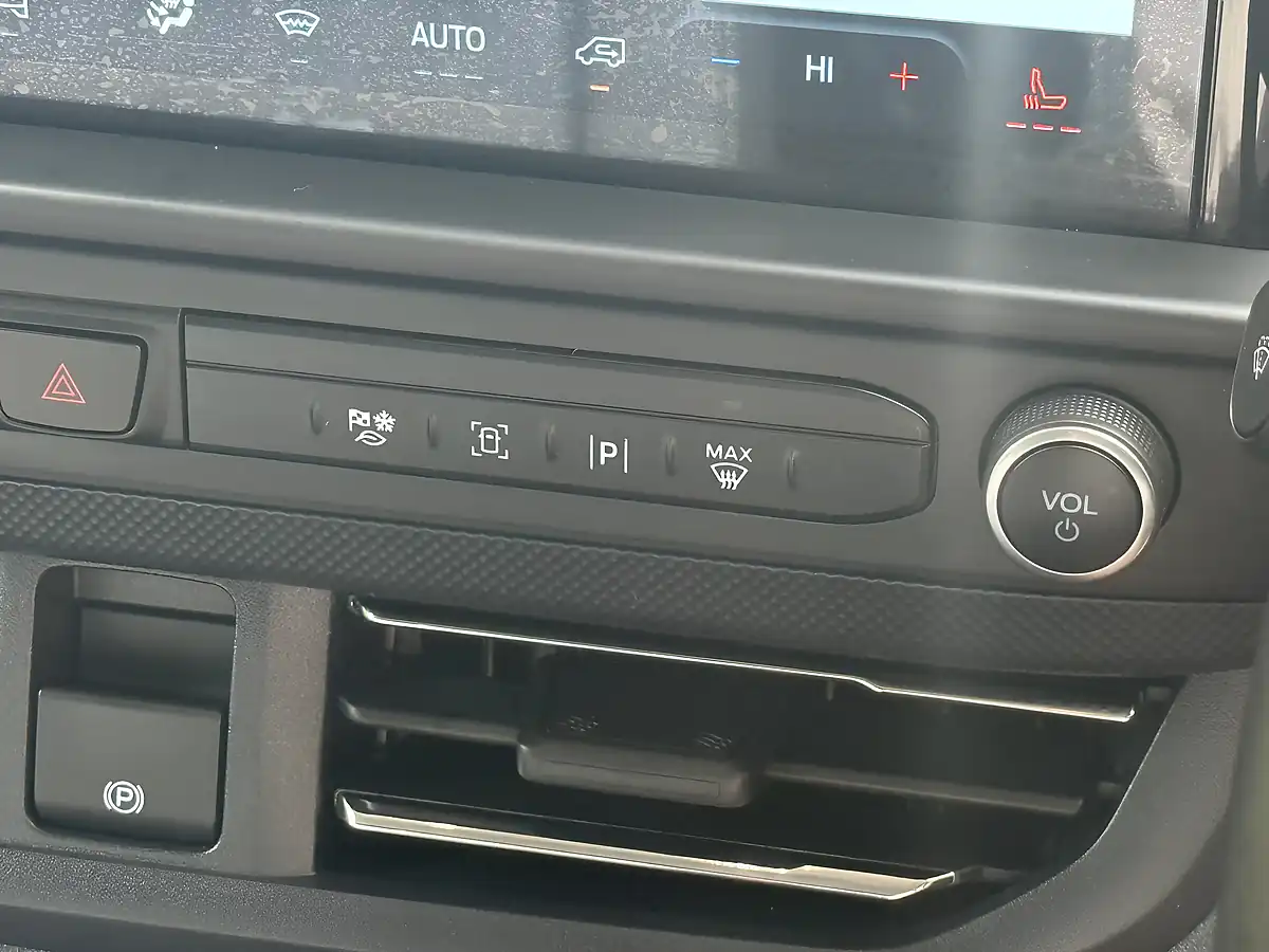 Used 2026 Ford Transit Custom V710 Limited Grey - Interior and Exterior details 16