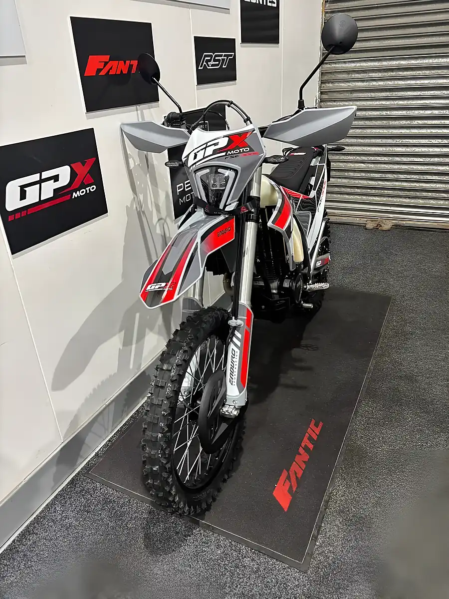 Used 2026 Gpx Moto 300 - Interior and Exterior details 8