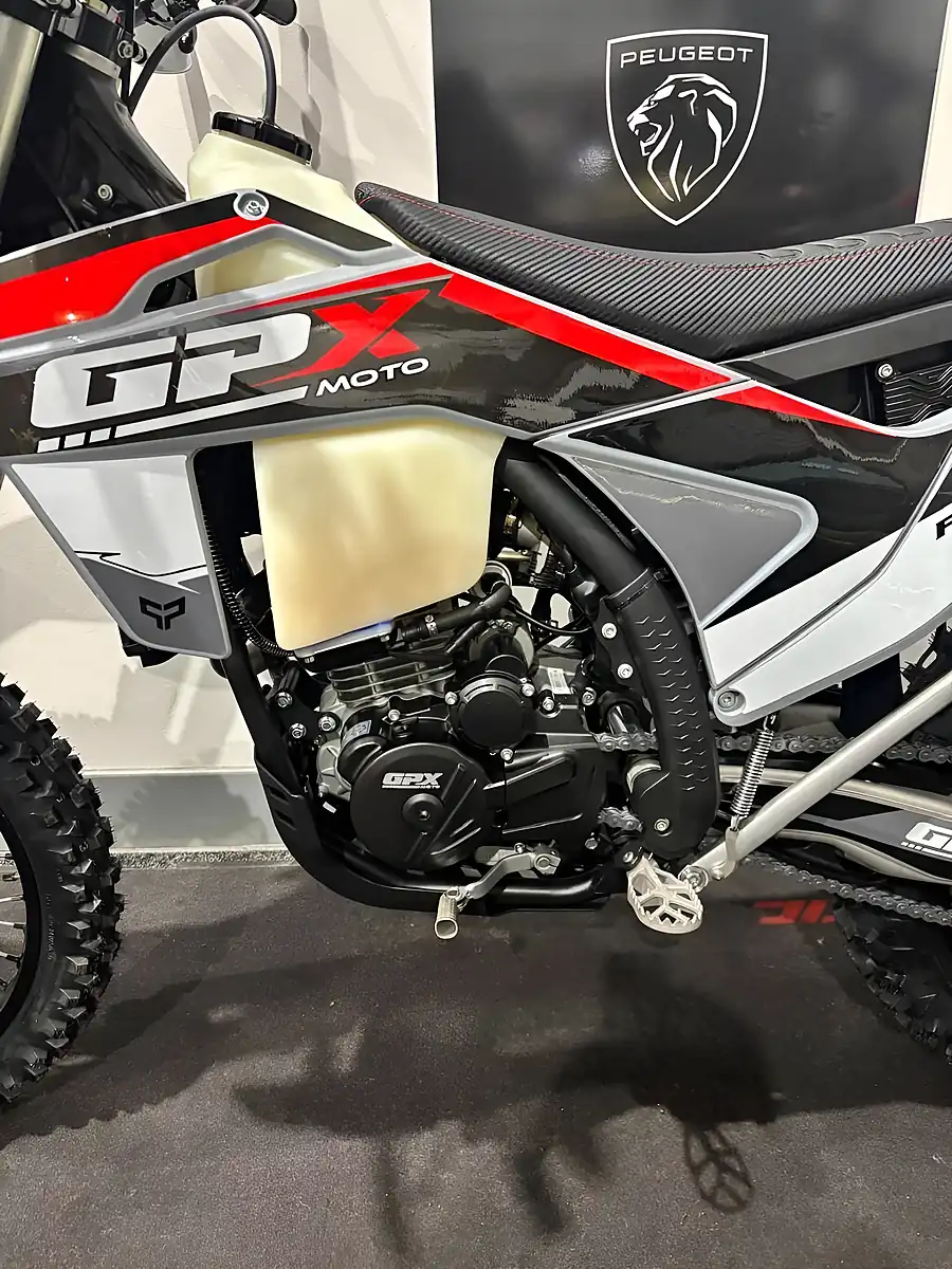 Used 2026 Gpx Moto 300 - Interior and Exterior details 9