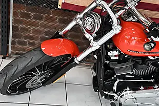 Used 2026 Harley-Davidson Breakout 117 S Blood Orange - Interior and Exterior details 12