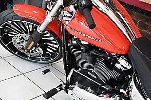 Used 2026 Harley-Davidson Breakout Blood Orange - Interior and Exterior details 10