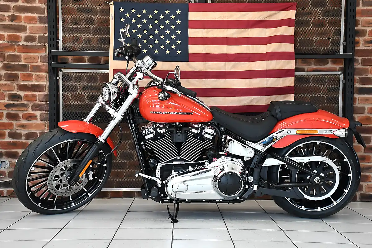 Used 2026 Harley-Davidson Breakout Blood Orange - Interior and Exterior details 7