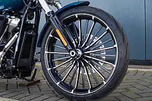 Used 2026 Harley-Davidson Breakout Teal Thunder Teal Thunder - Interior and Exterior details 3