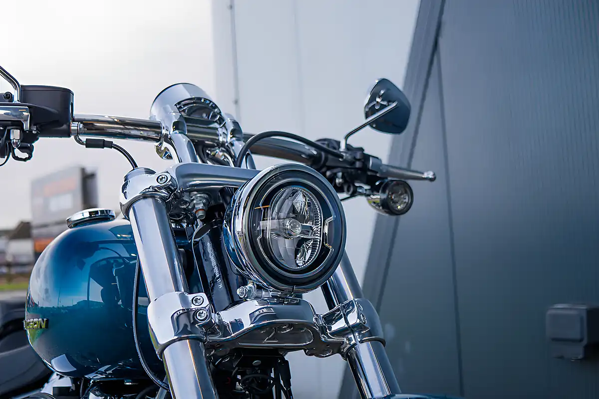Used 2026 Harley-Davidson Breakout Teal Thunder Teal Thunder - Interior and Exterior details 5