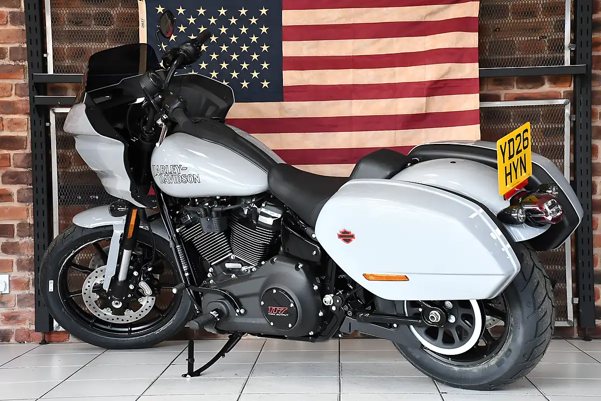 Used 2026 Harley-Davidson Low Rider ST Billiard Gray - Interior and Exterior details 13