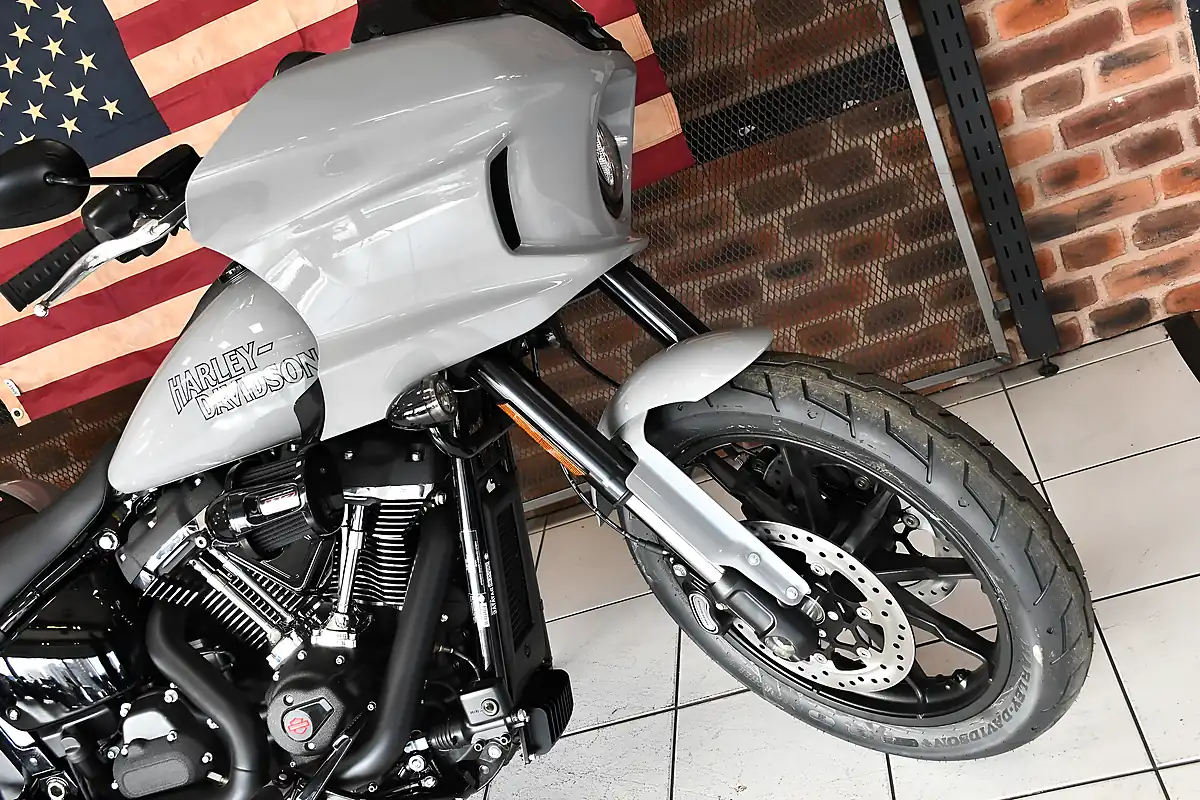 Used 2026 Harley-Davidson Low Rider ST Billiard Gray - Interior and Exterior details 5
