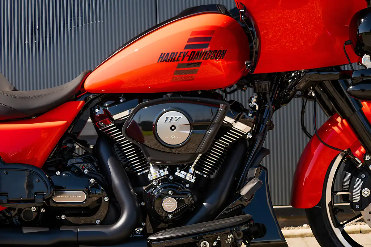 Used 2026 Harley-Davidson Road Glide 3 Blood Orange - Interior and Exterior details 13
