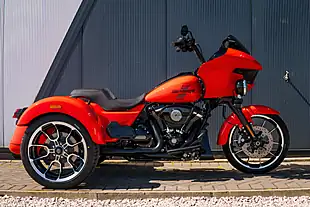 Used 2026 Harley-Davidson Road Glide 3 Blood Orange - Interior and Exterior details 3